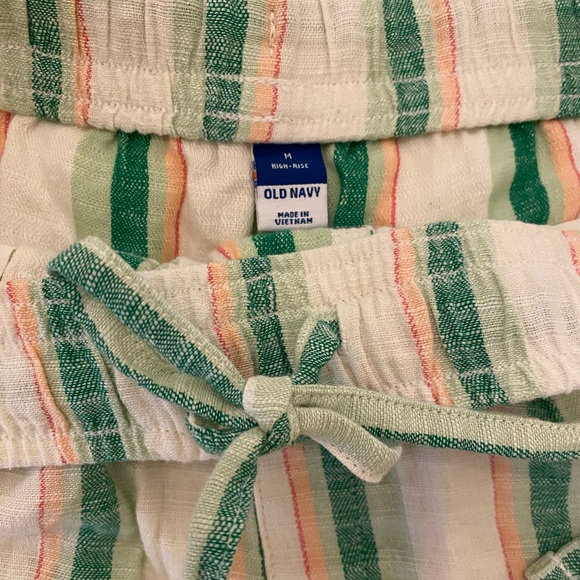 NWT Old Navy Linen Blend Shorts and Button Down Shirt Set Size Medium - Picture 3 of 6